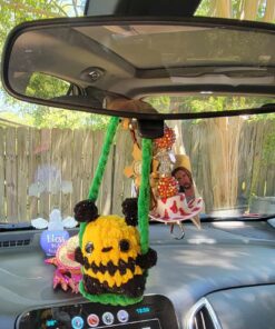 Bee swing for rearview mirror