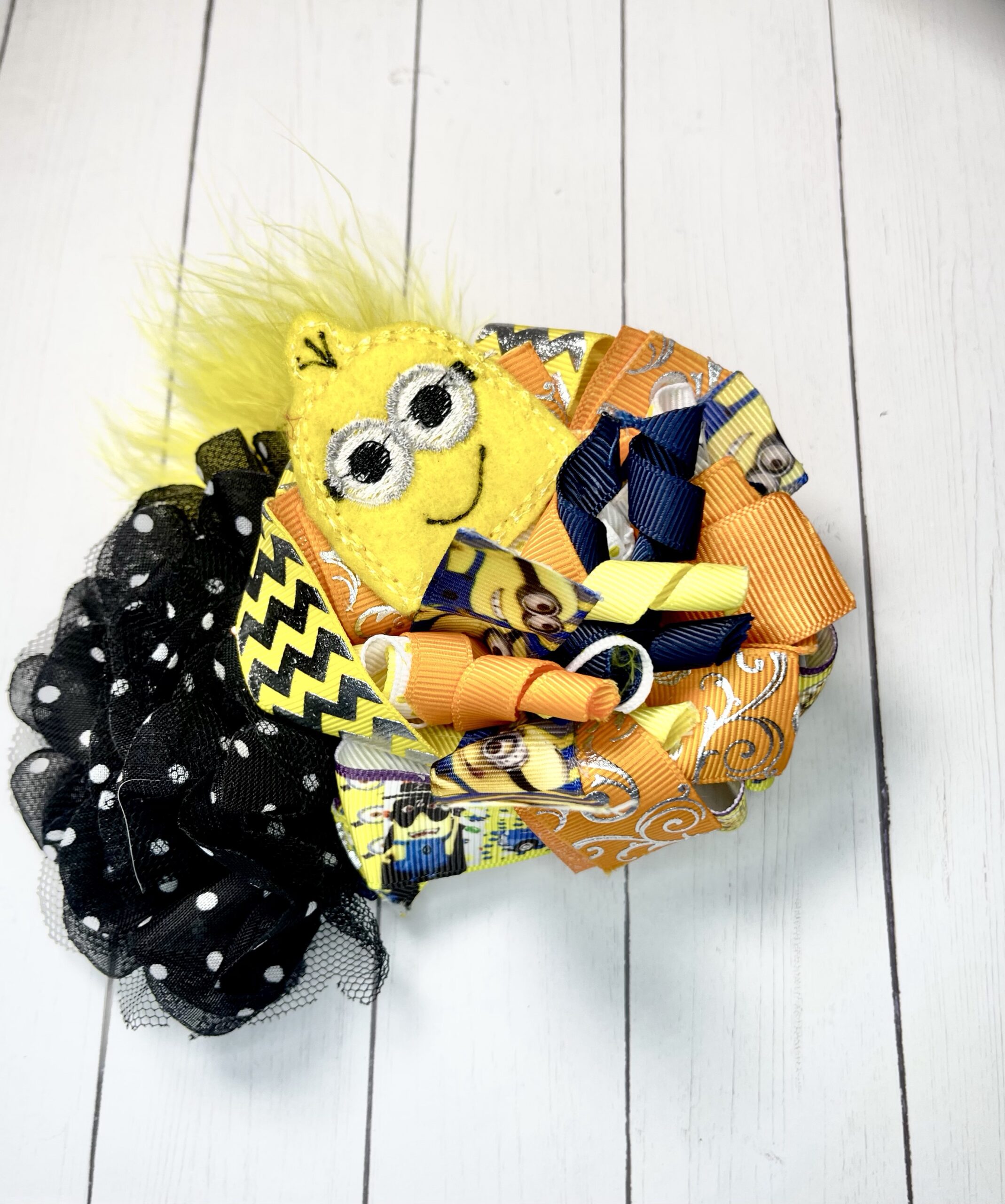 Minions bow